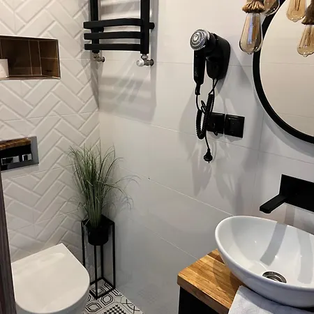 Numer 1, Dwie Sypialnie Dwa łóżka * Orzysz